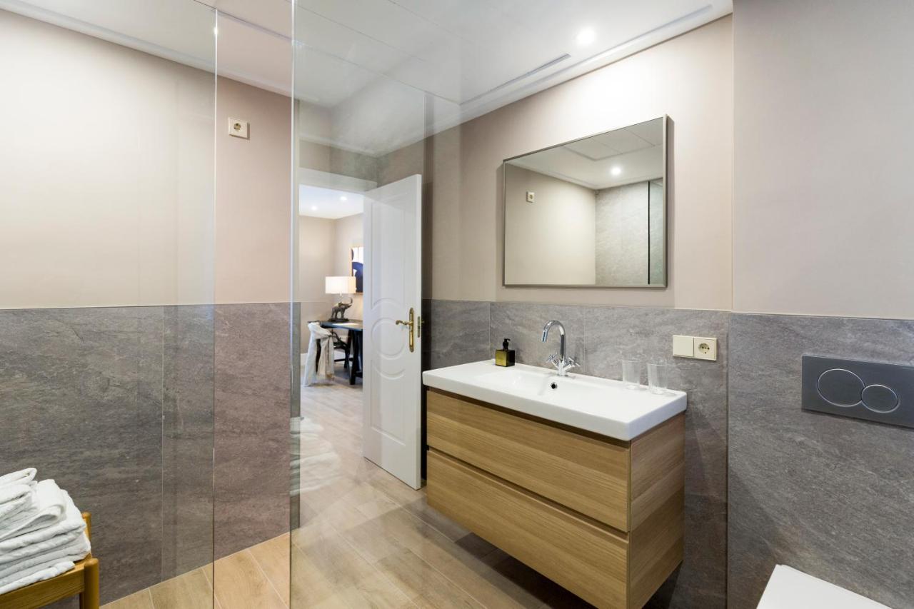Gran Vivienda En La Rambla! Appartement Alicante Buitenkant foto